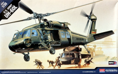 UH-60L BLACK HAWK Academy 12111